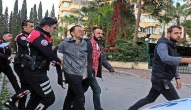 Antalya'da kan donduran cinayet