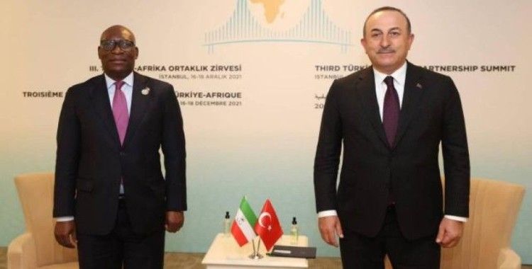 Bakan Çavuşoğlu, Güney Afrikalı mevkidaşı Pandor ile görüştü