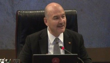 Bakan Soylu: "Sahil Güvenlik Teşkilatı 2022'de 126 teröristi denizden kaçarken yakalamıştır"