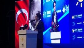 Meral Akşener'den Diyarbakır'da kucaklaşma mesajı