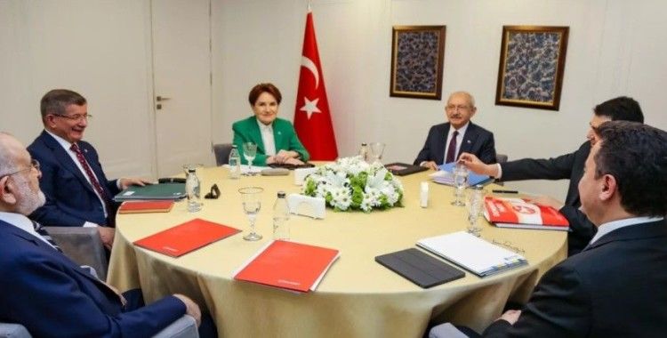 Akşener'in danışmanı Miroğlu: Krizler aşılmak için vardır, masa fabrika ayarlarına geri dönmeli