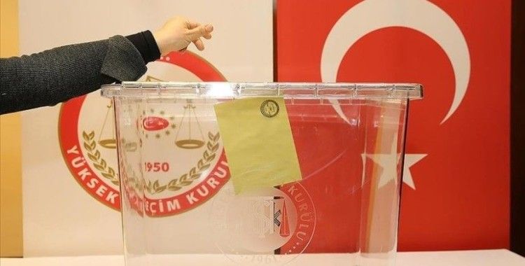 İstanbul'da AK Parti milletvekili aday adaylığı için 1721 başvuru yapıldı