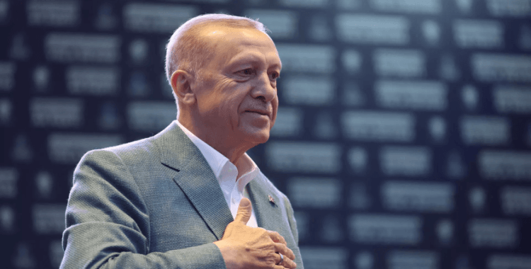 Erdoğan: Maruz kaldığımız onca provokasyona rağmen hukuk, demokrasi ve meşruiyetten sapmadık