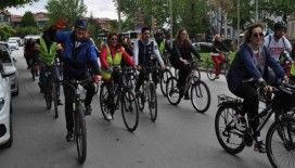 19 Mayıs Gençlik ve Spor Bayramı’nı pedal çevirerek kutladılar