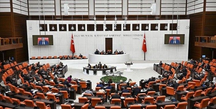 SSK ve Bağkur emekli aylıklarına ilişkin madde değişiklik yapılmadan Genel Kurul'da kabul edildi