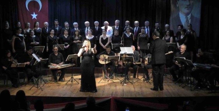 Öğretmenler Korosu’ndan muhteşem konser
