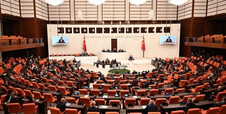 'Teröre karşı bildiri' tezkeresi kabul edildi