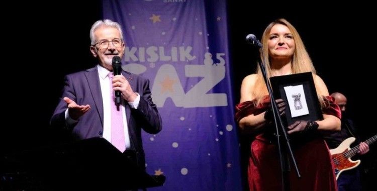 Caz Konserleri’nin açılışını Jülide Özçelik yaptı
