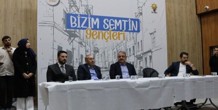 AK Parti adayı Akyol, gençlerle bir araya geldi