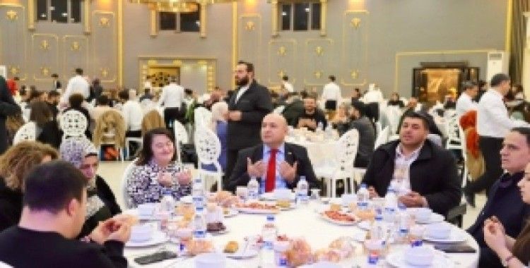 Ulu Çınarlar ve özel gereksinimli bireyler iftarda buluştu