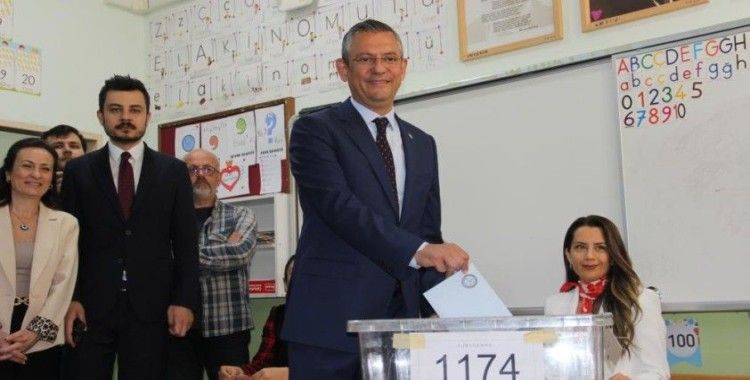 CHP lideri Özel'in sandığından CHP adayı çıktı