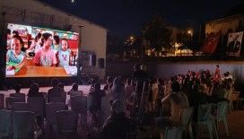 Açık hava sinema günlerinin ikinci durağı Yağcılar oldu
