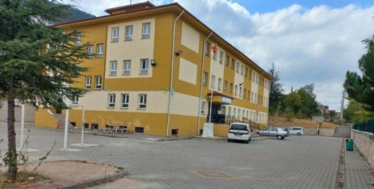 Kütahya Ahteri İmam Hatip Ortaokulunun projesi finanse edildi
