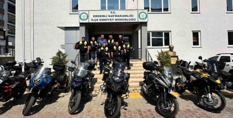 Motosiklet tutkunları kask kullanımına dikkat çekti
