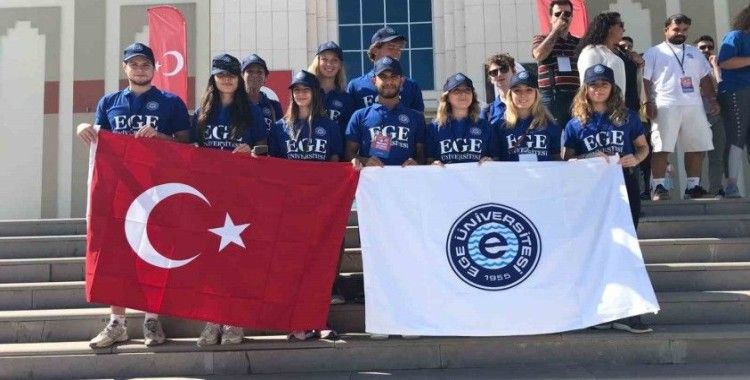 Egeli gençler Büyük Taarruz’un 102’nci yılını zaferin yaşandığı topraklarda kutladı
