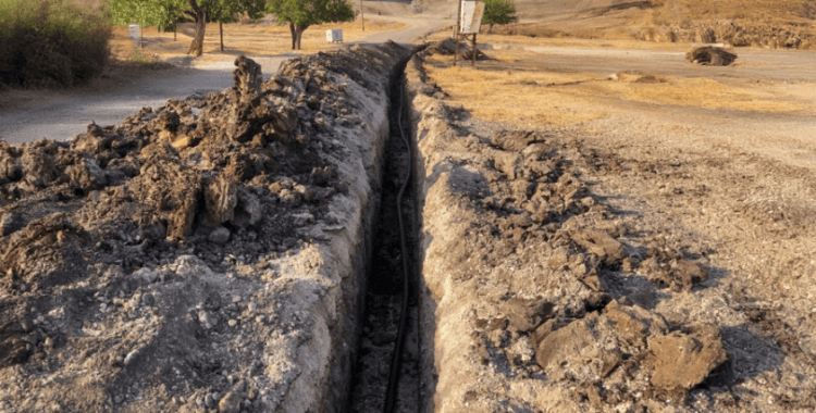 Sur'da Bostanpınar Mahallesi için 14 bin 780 metre içme suyu hattı yapıldı