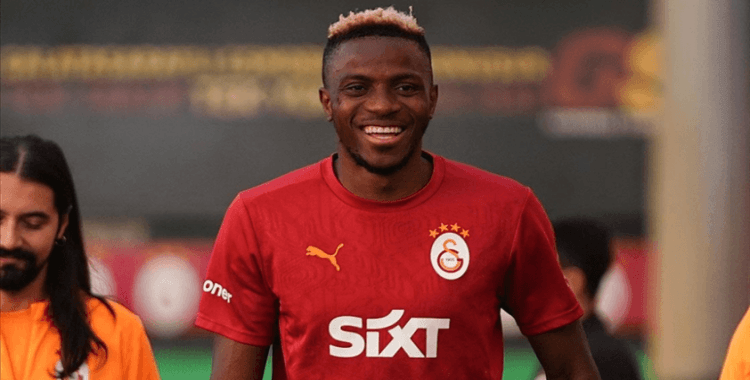 Victor Osimhen, Galatasaray'a geldiği için mutlu