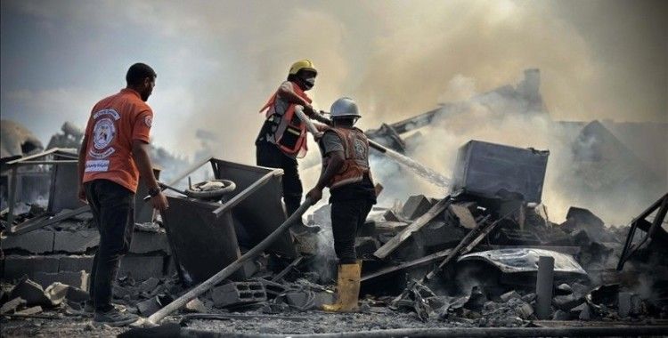 Gazze'deki Sivil Savunma Müdürlüğü, kuzeyde İsrail güçlerince alıkonulan araçlarına ulaşmak istiyor