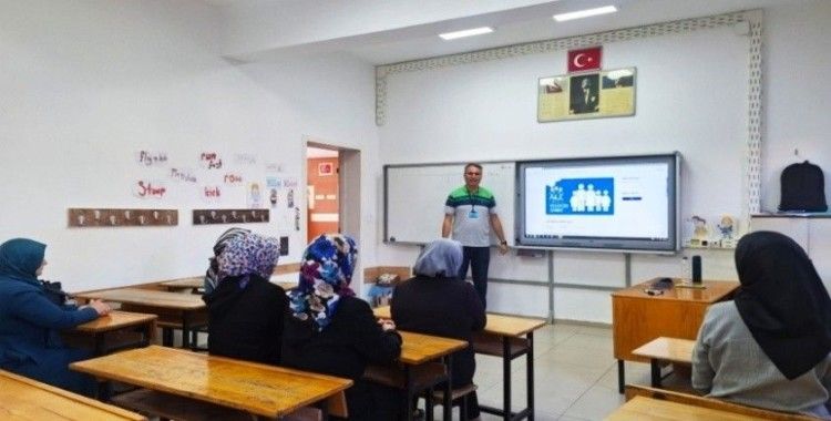 Hisarcık’ta Aile Okulu veli eğitimi seminerleri
