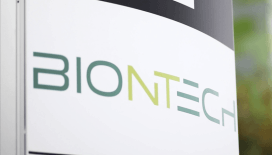 BioNTech, Kovid-19 varyantına uyarlanmış aşılarla satışlarını artırdı