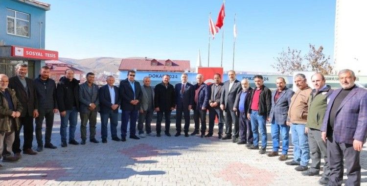 Bayburt’ta çiftçilere sıvat dağıtıldı
