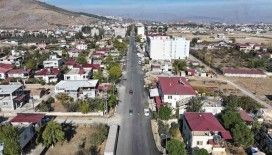 Büyükşehir belediyesinden Türkoğlu’nda yol yatırımları
