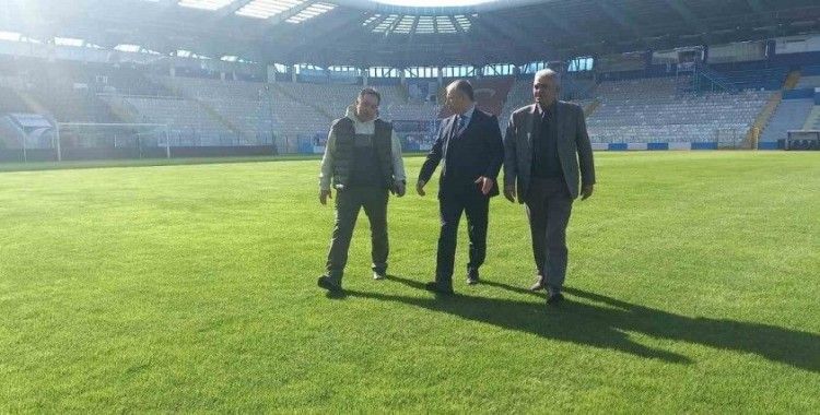 Kazım Karabekir Stadı’nın zemini göz kamaştırıyor
