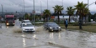 Aydın’da yağışlar gece yarısına kadar sürecek
