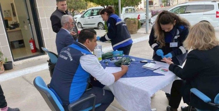 Büyükşehir’den tüm ilçelerde şeker ölçüm ve diyabet farkındalık eğitimi
