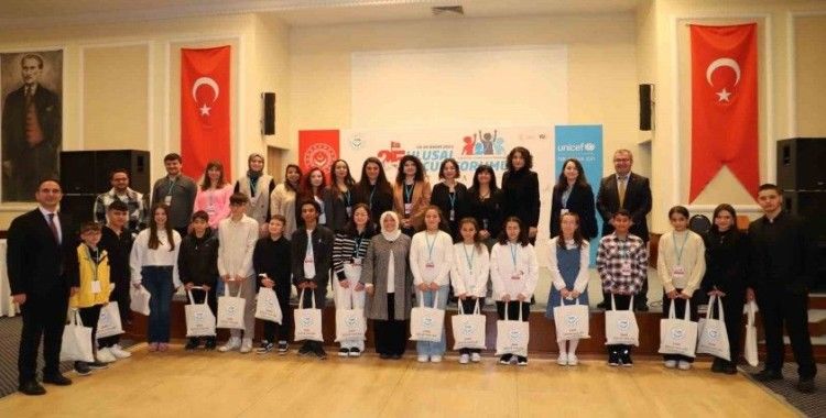 Egeli çocuklar, 25. Ulusal Çocuk Forumu için İzmir’de buluştu
