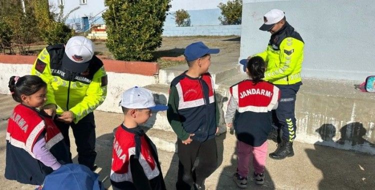 Çine’de tohum kalemler toprakla buluştu
