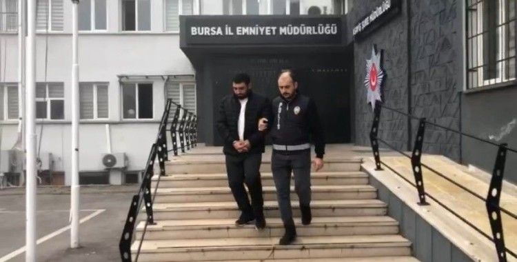 Bursa’da 15 yıl kesinleşmiş hapis cezasıyla aranan 2 şüpheli yakalandı
