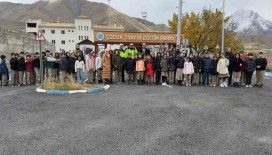 Hakkari’de çocuklara trafik eğitimi verildi
