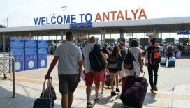 Antalya turizmde rekor yolunda: 11 ayda 16 milyonu aşkın ziyaretçi
