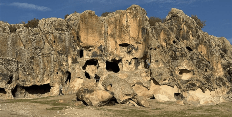 Frigya'da yıl boyunca turizm hareketliliği yaşanıyor