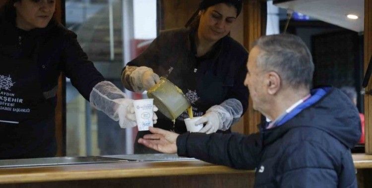 Başkan Çerçioğlu soğuk kış günlerinde esnaf ve vatandaşların yanında
