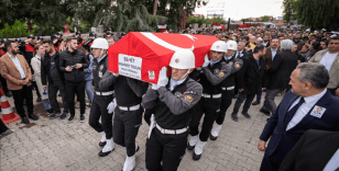 Şehit polis memuru Mehmet Tozun, İzmir'de son yolculuğuna uğurlandı