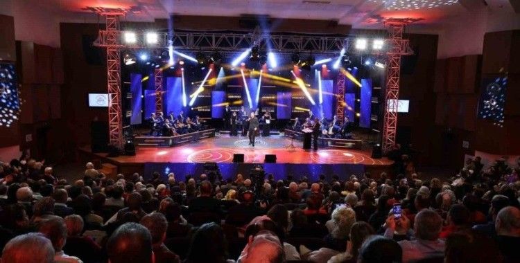 BUÜ, TRT Sanatçıları Şehir Konserleri’nin Bursa ayağına ev sahipliği yaptı
