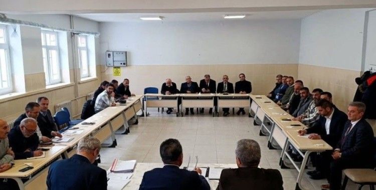 Bayburt’ta ortaokul ve imam hatip ortaokulları müdürleri toplantısı gerçekleştirildi
