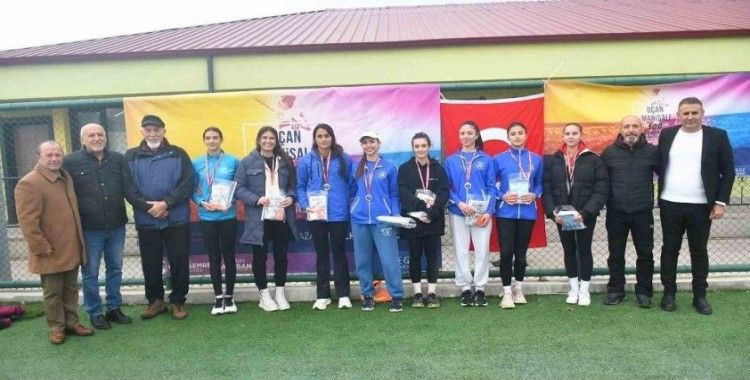 Manisa’da Ruhi Sarıalp üç adım atlama yarışmasıyla anıldı
