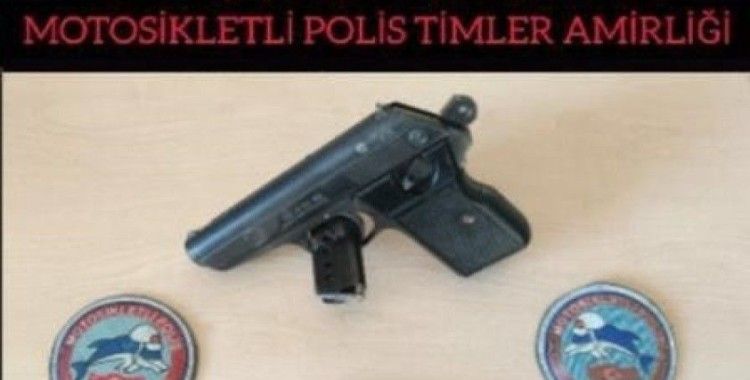 Bingöl’de ruhsatsız tabanca ele geçirildi
