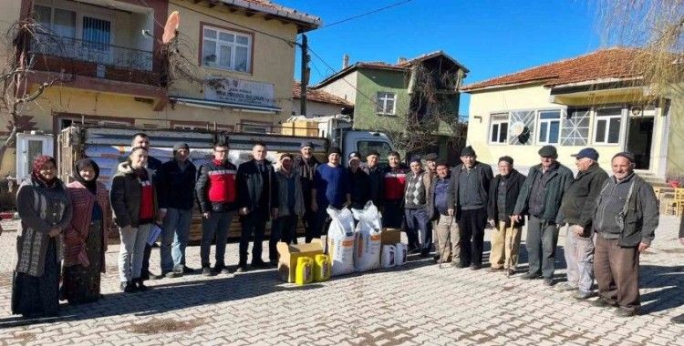 Hisarcık’ta 23 organik adaçayı üreticisine gübre desteği
