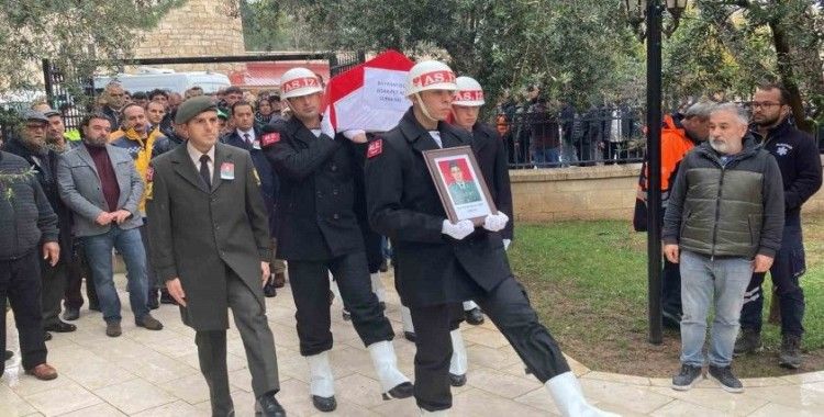 Pilot Bayram Çiçek son yolculuğuna uğurlanıyor
