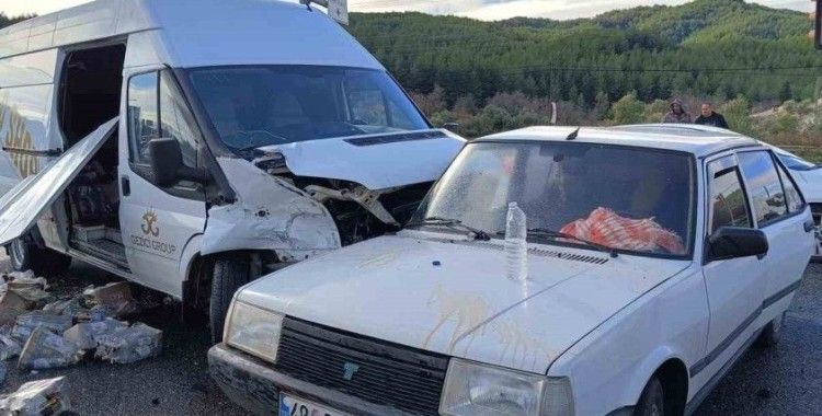 Muğla’da zincirleme trafik kazası: 5 yaralı
