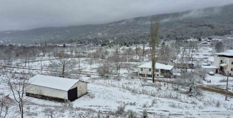 Aydın’ın yüksek kesimlerinde kar etkili oldu
