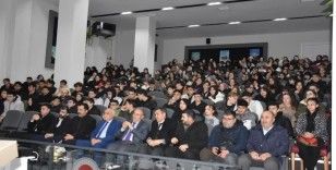 Bozüyük gençliği Akif’i andı
