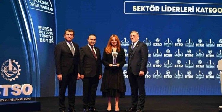 Uludağ Elektrik 2024 yılını sektör lideri ödülüyle kapattı
