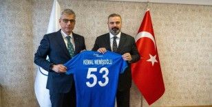 Bakan Kemal Memişoğlu’ndan, Çaykur Rizespor’a ziyaret
