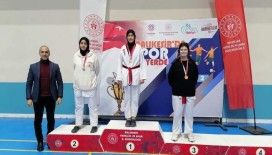 Edremit Anadolu İmam Hatip Lisesi Öğrencileri Taekwondo il müsabakalarında ödül kazandı
