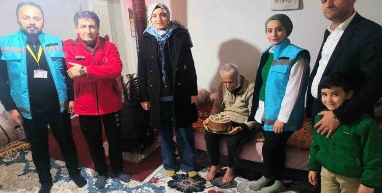 Hakkari Evde Sağlık Hizmetleri Birimi 17 bin ziyaret gerçekleştirdi
